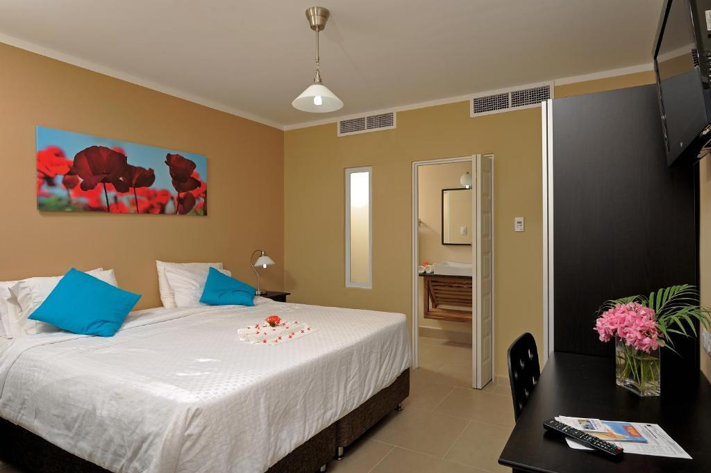 Eden Beach Resort - Bonaire Кралендижк Екстериор снимка